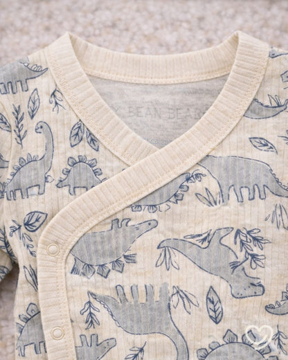 Conjunto de 3 piezas Body+ pants + gorrito 3-6 meses.