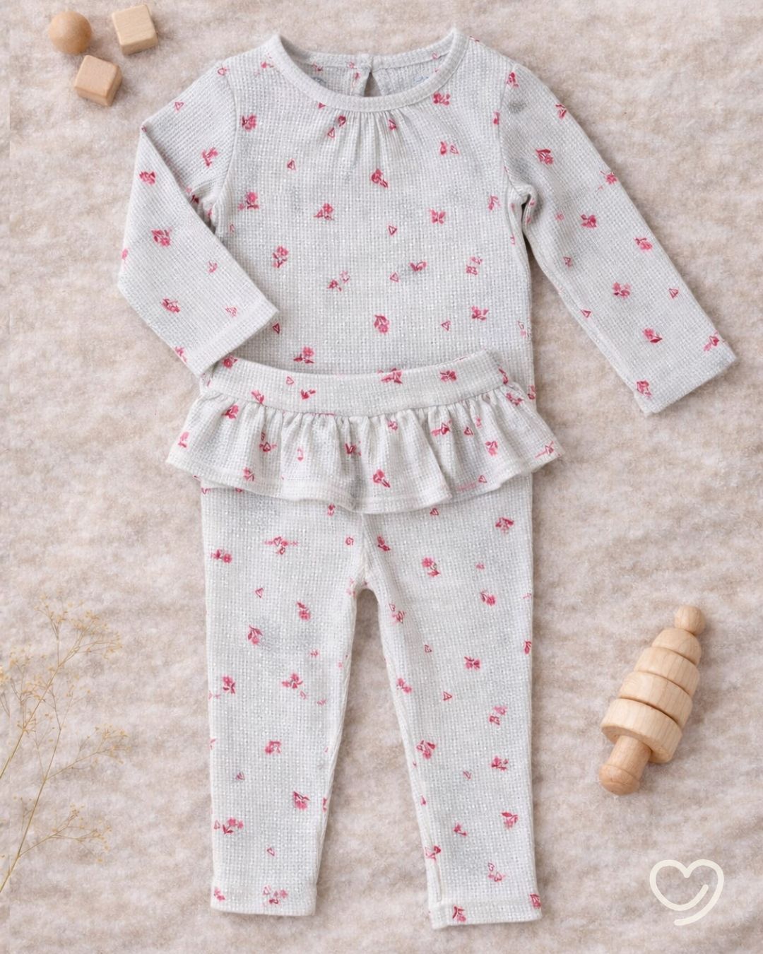 Set 2 piezas Carter's 9 meses.